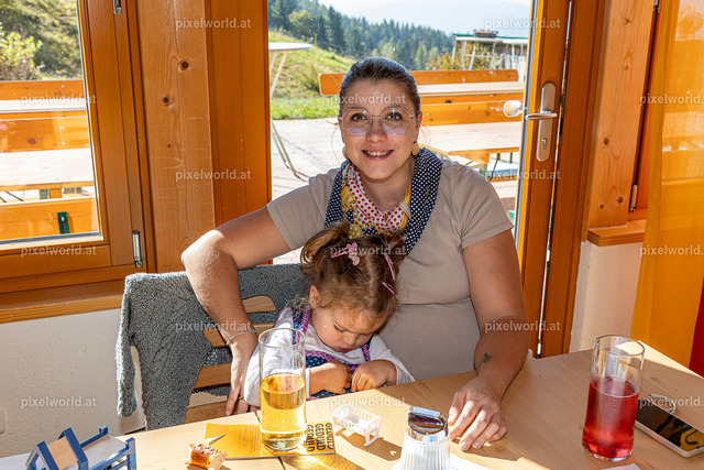 Oktoberfest im Gasthaus Stubinger | Bildershop von pixelworld.at - Realisiert mit Pictrs.com