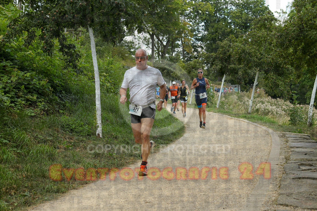 250824_1356_EX1_4345 | Sportfotografie im Rhein-Sieg Kreis, Köln, Bonn, NRW, Rheinland Pfalz, Hessen, etc. Unser Tätigkeitsfeld umfasst den Laufsport vom Volkslauf über den Marathon, Duathlon, Triathon bis zum Ultralauf wie Kölnpfad Ultra oder Schindertrail.