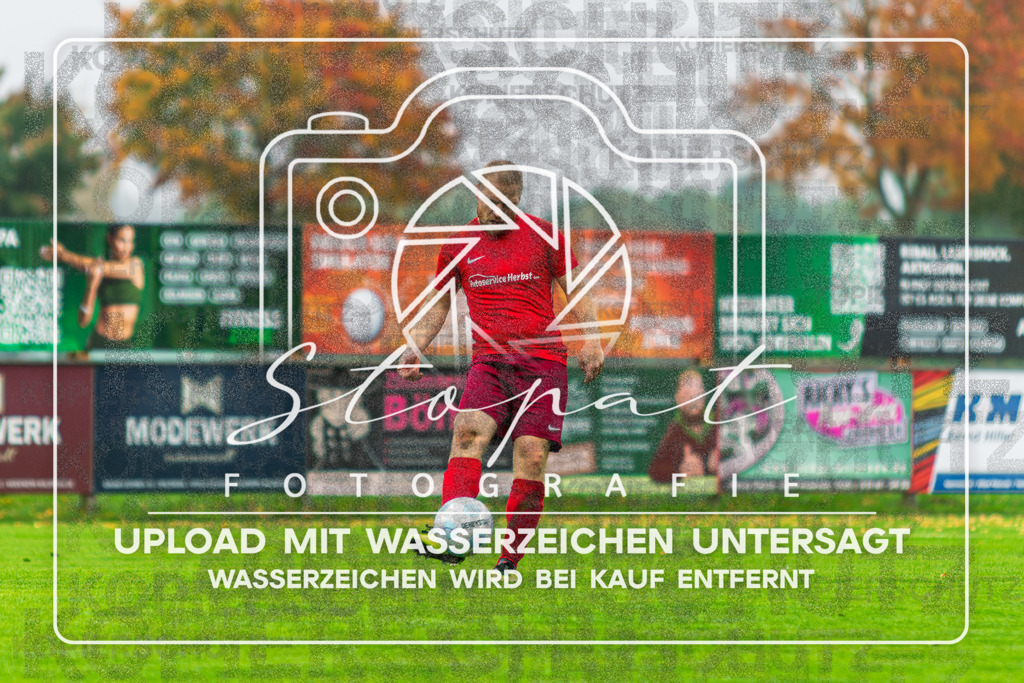 FSFSLEN-1016 | Ronald Mattert (Eintracht Leinetal 4 #07) beim Herren 3. Kreisklasse HK Spiel zwischen FG Fulde-Stellichte 2 und Eintracht Leinetal 4 im Fulder Zentralstadion, Fulde (Simon Paul Stopat) - Realisiert mit Pictrs.com