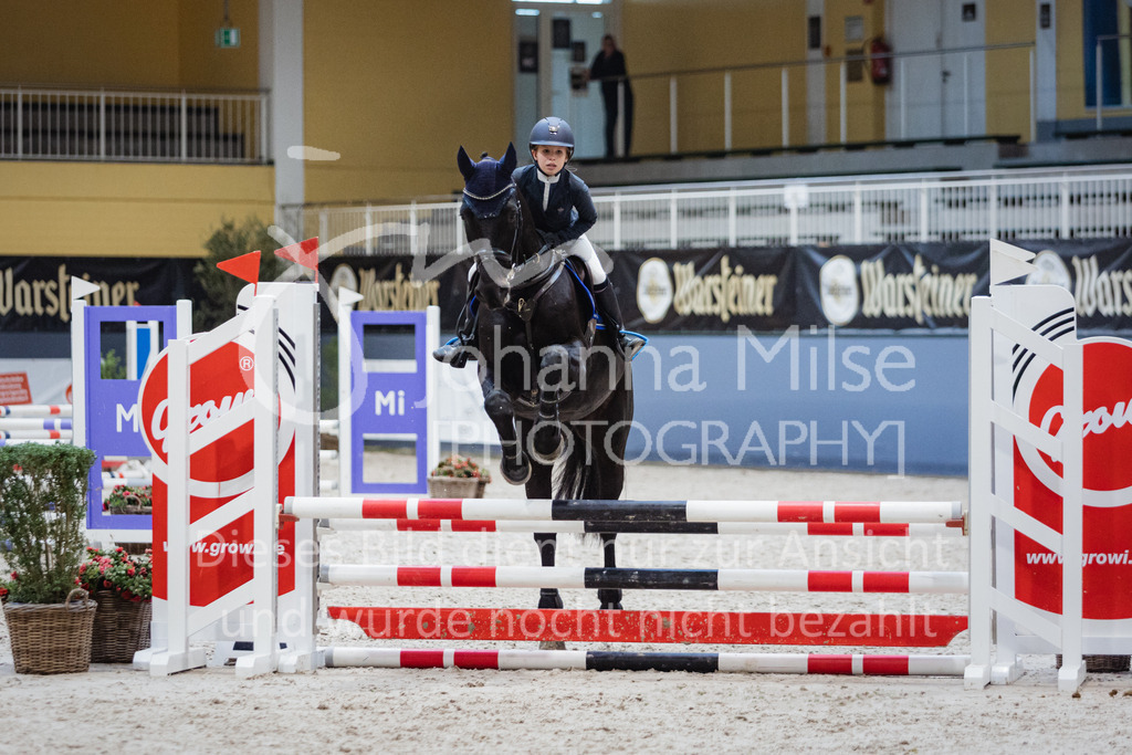221112_Warstein_E-Stil-409 | Deine schönsten Turniermomente als professionelle Fotos! Entdecke hochwertige Pferdesport-Fotografie im Online-Shop. Jetzt Fotos finden & bestellen!