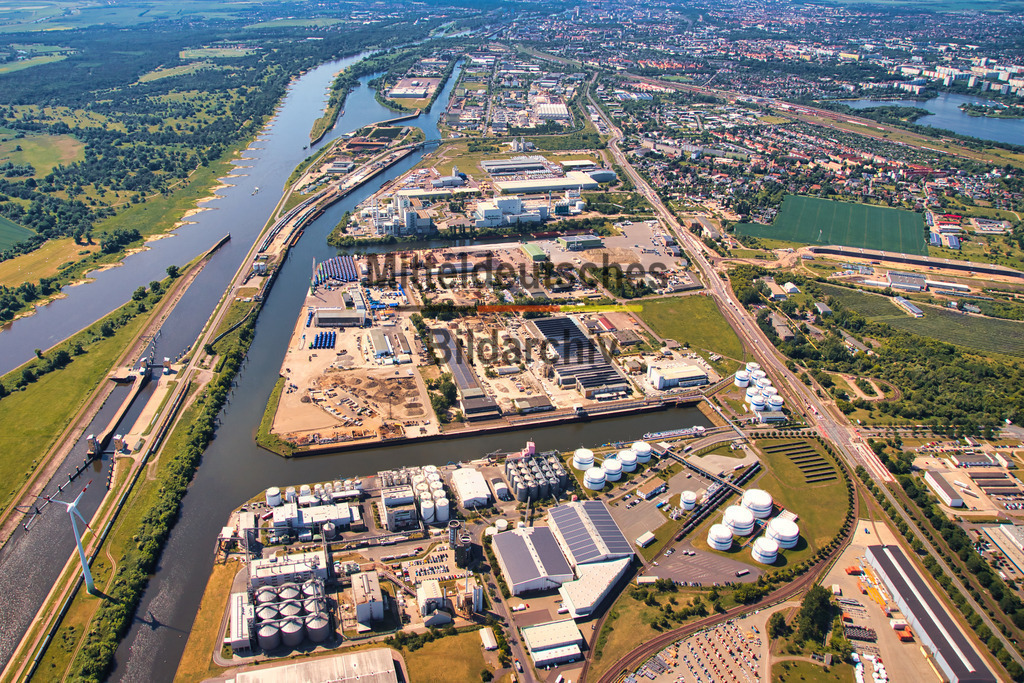Magdeburg_4186 | Die schönsten Luftbilder von Sachen-Anhalt & Mitteldeutschland als Bilddatenbank zur kommerziellen Nutzung. Nutzen Sie unsere Erfahrung seit 2005 in der Luftbildfotografie. - Realisiert mit Pictrs.com