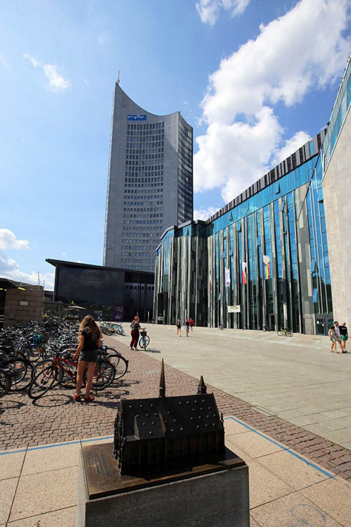 Foto: Leipzig - Universität Leipzig | Das Team hinter BILDLEXIKON LEIPZIG bündelt historische wie aktuelle Informationen über die Stadt Leipzig in Text und Bild auf einer Plattform und stellt diese der interessierten Öffentlichkeit zur Verfügung.