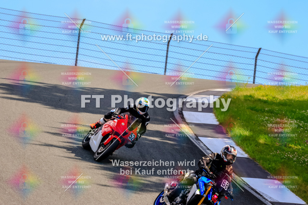 _TCM4179 | Hier findet Ihr Bilder von Touristenfahrten auf der Nürburgring Nordschleife oder von anderen Veranstaltungen die ich besucht habe. Viel Spass beim Durch Schauen 