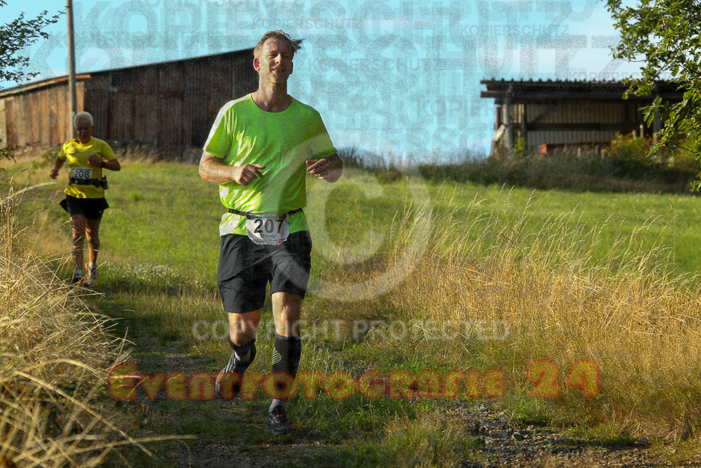 250801_1915_EV4_8393 | Sportfotografie im Rhein-Sieg Kreis, Köln, Bonn, NRW, Rheinland Pfalz, Hessen, etc. Unser Tätigkeitsfeld umfasst den Laufsport vom Volkslauf über den Marathon, Duathlon, Triathon bis zum Ultralauf wie Kölnpfad Ultra oder Schindertrail.