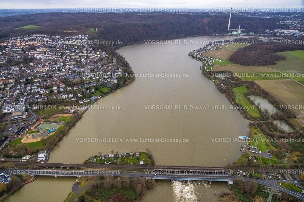 Wetter231201688Ruhr | Luftbild, Ruhrhochwasser, Weihnachtshochwasser 2023, Fluss Ruhr tritt nach starken Regenfällen über die Ufer, Überschwemmungsgebiet am Harkortsee mit Stadtansicht, Wetter, Ruhrgebiet, Nordrhein-Westfalen, Deutschland