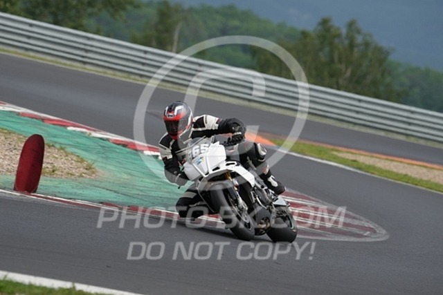 2024_05_24_PBK_14787 | Sportfotografie; SlowMotion; Video; Rennstrecke; Hafeneger; Speer; Racing; RSE; BMW; CBO; Trackday; Motorsportarena; Hockenheimring; Brno; Most; Barcelona; Valencia