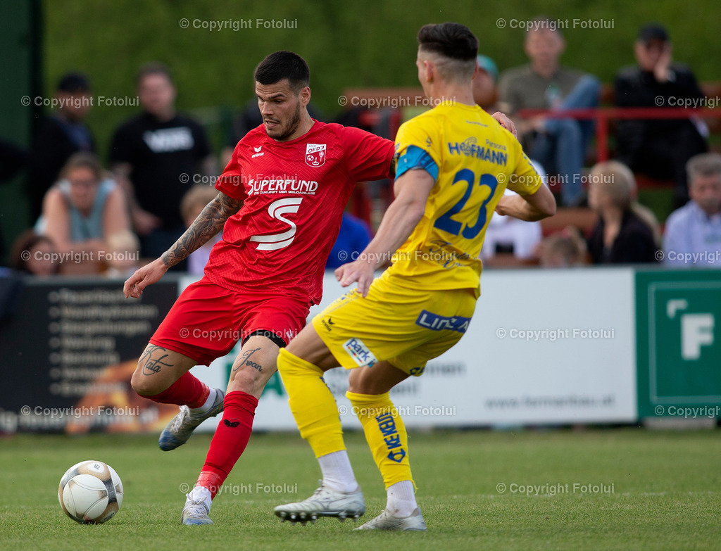 A_LUI_30042022_47 | SPORT,FUSSBALL,LT1 OOE LIGA ASKOE OEDT-DONAU LINZ 30.04..2022 IM BILD:  ROBERT MATESIC (OEDT)   FOTO:FOTOLUI