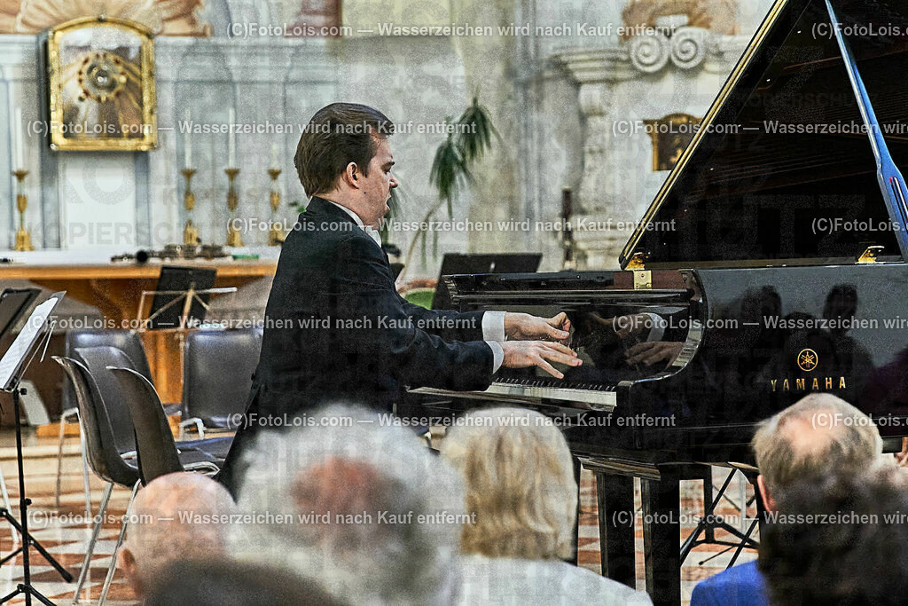 ALS0429_XXXIX-Chopin-Festival_Eroeffnungskonzert_Wunder Ingolf | (C)FotoLois.com, Alois Spandl, Eröffnungskonzert in der Kartausenkirche mit Camerata Mozartiana unter Dirigent Daniel Auner, Janusz Olejniczak (Klavier), Natalia Rehling (Klavier), Kompnistin Johanna Doderer und Ingolf Wunder (Klavier), Fr 4. August 2023  . August 2023.