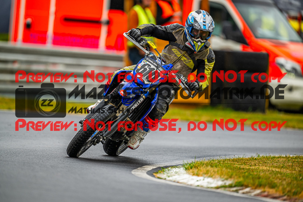 MaZZes_FotoMatrix_230701_5295 | S4