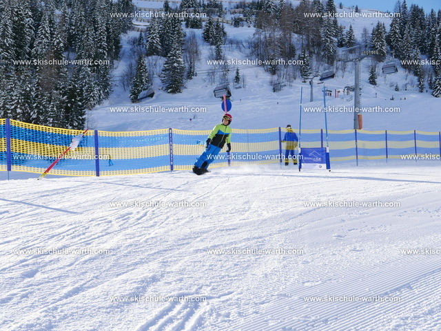 Noah | Photos von der Skischule Warth - Realisiert mit Pictrs.com