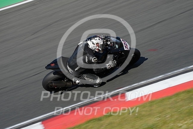 2025_05_13_PBK_21792 | Sportfotografie; SlowMotion; Video; Rennstrecke; Hafeneger; Speer; Racing; RSE; BMW; CBO; Trackday; Motorsportarena; Hockenheimring; Brno; Most; Barcelona; Valencia