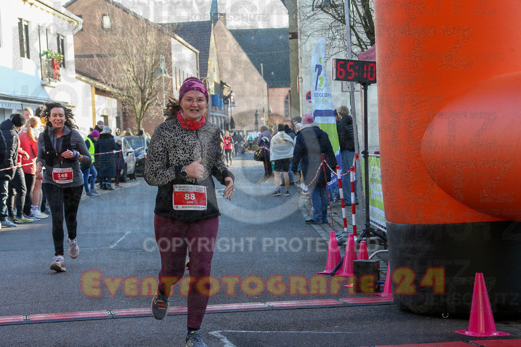 241201_1241_EX1_3097 | Sportfotografie im Rhein-Sieg Kreis, Köln, Bonn, NRW, Rheinland Pfalz, Hessen, etc. Unser Tätigkeitsfeld umfasst den Laufsport vom Volkslauf über den Marathon, Duathlon, Triathon bis zum Ultralauf wie Kölnpfad Ultra oder Schindertrail.