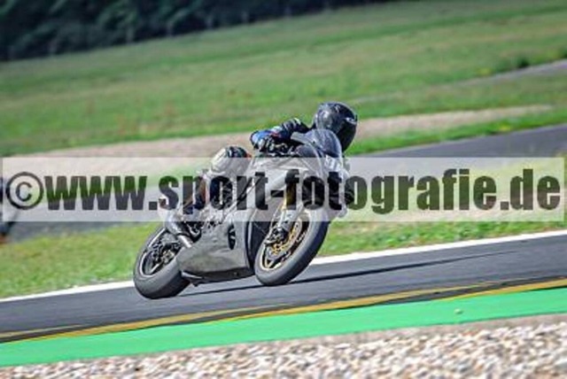 spof4169 | Professionelle Fotos von Sportveranstaltungen, aber auch Hochzeiten und anderen Events. - Realisiert mit Pictrs.com