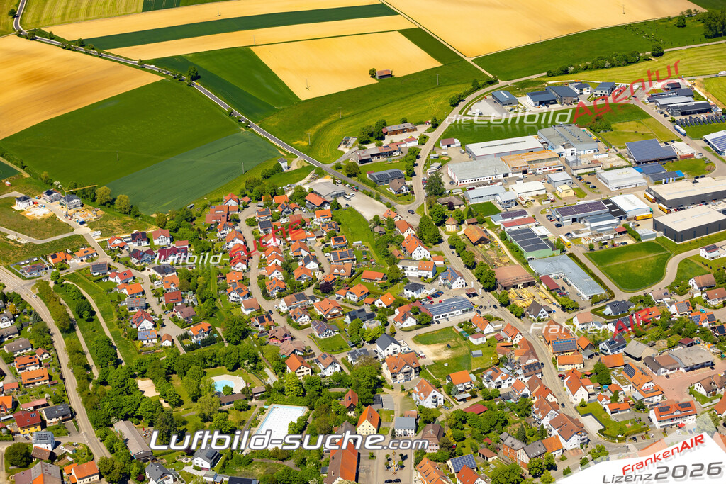 Luftaufnahme von Schechingen - Die Luftaufnahme wurde 2025 vom UL-Flugzeug heraus erstellt ( keine Drohne ) - Hochauflösende Luftaufnahme - für professionelle Ausdrucke geeignet. Die Geschenkidee !Mit Lizenz und Bildrechte bestellbar