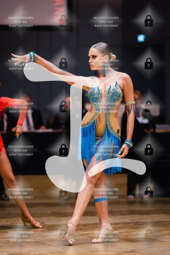 GOC 2025 - WDSF Solo Junior II Latin Female - 2025-08-21-8021 | Webshop for digital downloads and prints of dance sport, event & show photographer Julian Link - Realisiert mit Pictrs.com