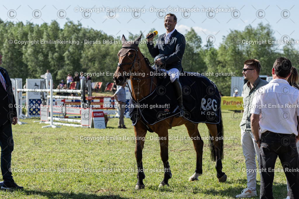 CL5A1537 | Emilia Reinking Fotografie - Realisiert mit Pictrs.com