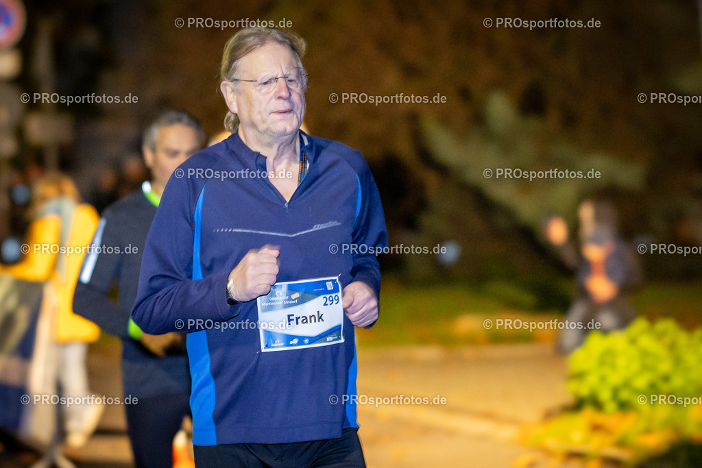 Martinslauf Sindorf 2023 in Kerpen-Sindorf, 09.11.2023 | Impressionen vom Martinslauf Sindorf 2023 am 09.11.2023 in Kerpen-Sindorf (Nordrhein-Westfalen).