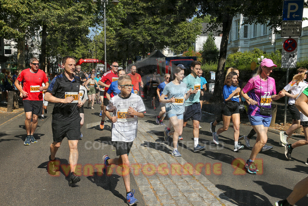 250621_1020_EX1_1712 | Sportfotografie im Rhein-Sieg Kreis, Köln, Bonn, NRW, Rheinland Pfalz, Hessen, etc. Unser Tätigkeitsfeld umfasst den Laufsport vom Volkslauf über den Marathon, Duathlon, Triathon bis zum Ultralauf wie Kölnpfad Ultra oder Schindertrail.
