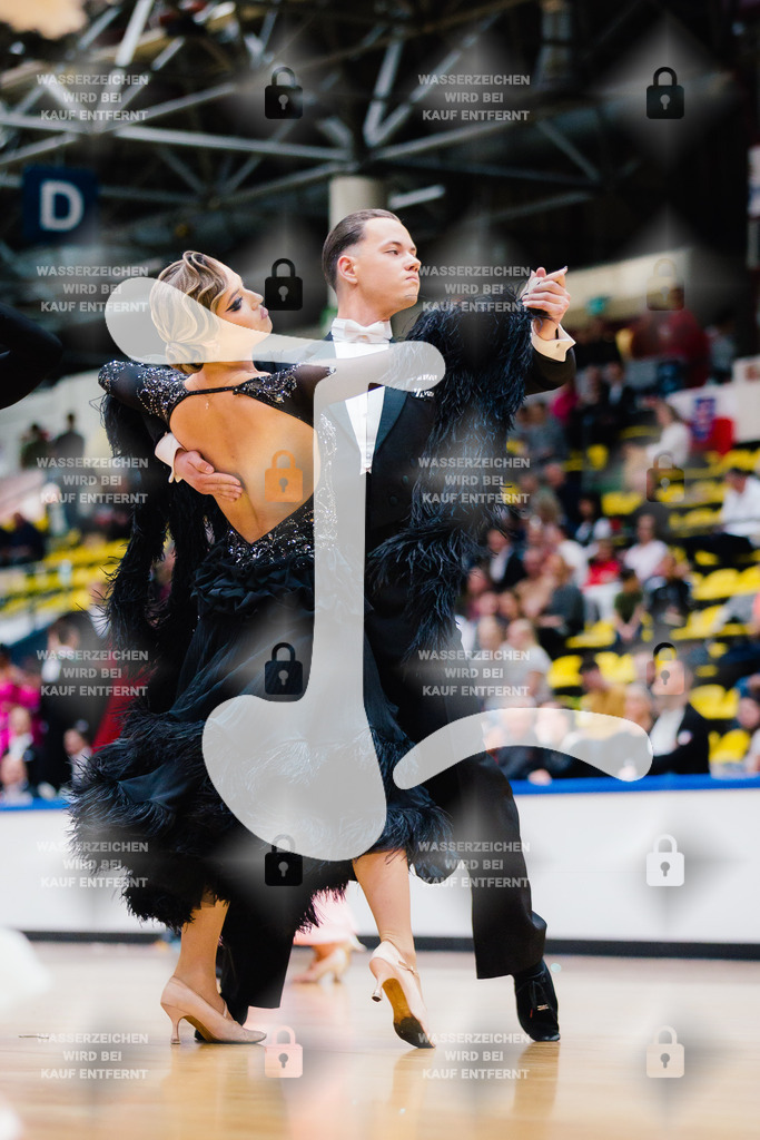 Hessen Tanzt WDSF International Open Standard 25th (85) Wladislaw Treichel _ Diana Weimer (TSZ Blau-Gold Casino Darmstadt)-2025-05-17-8549 | Webshop for digital downloads and prints of dance sport, event & show photographer Julian Link - Realisiert mit Pictrs.com