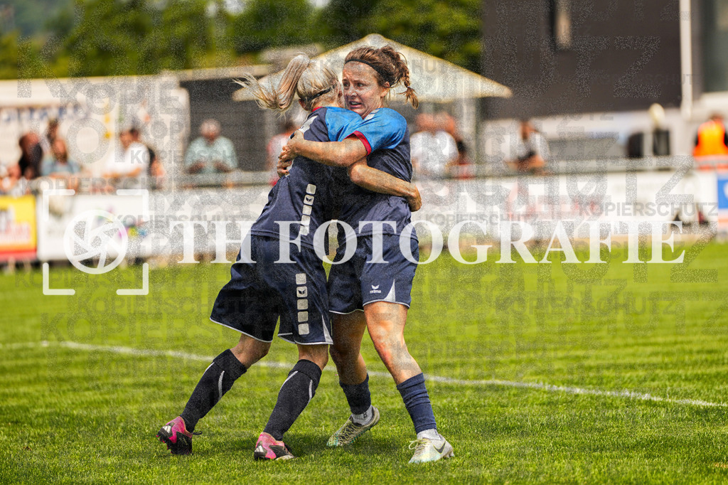GER, FC Hauingen - SV Waldhaus, Frauen-Fussball, Rothaus Bezirkpokal, Finale, Saison 2024/2025, 29.05.2025 | GER, FC Hauingen - SV Waldhaus, Frauen-Fussball, Rothaus Bezirkpokal, Finale, Saison 2024/2025, 29.05.2025Foto: TH Fotografie/Alessio Bosco