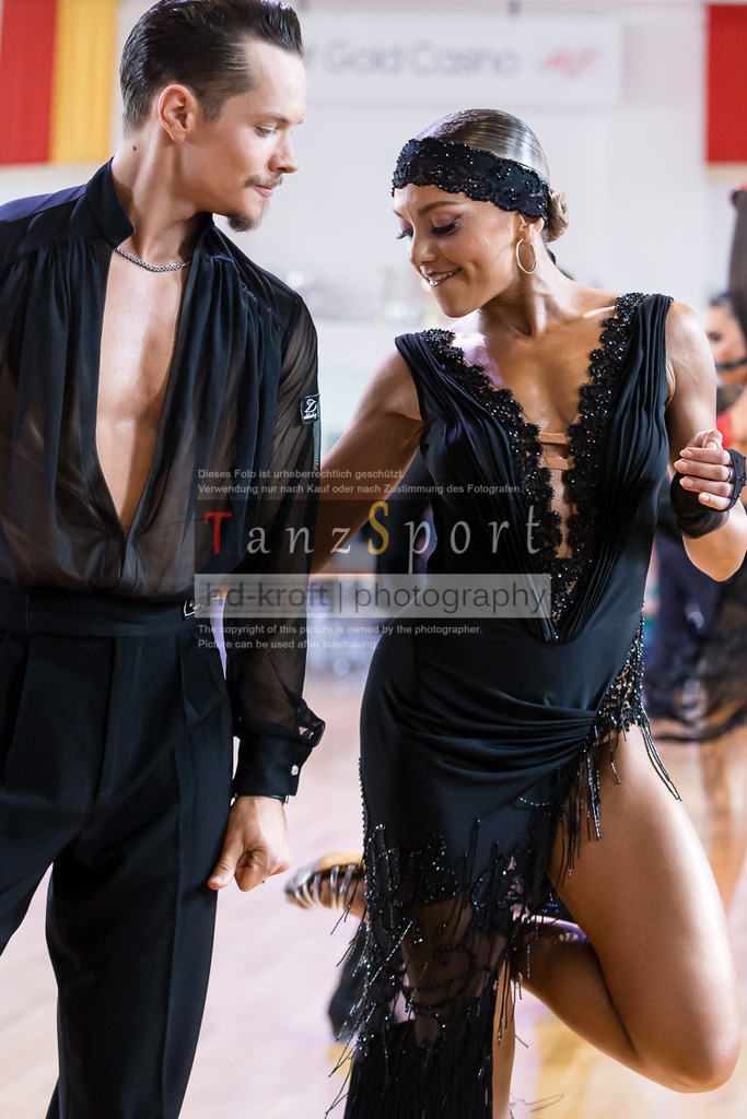 20240616_D-Cup-HGR-Latein_2981 | Tanzsportbilder, Standardtanz, Lateintanz, WDSF, DTV, LTVB, dancecomp, goc, hessen tanzt, blaues band der spree, walzer, tango, wiener walzer, slowfox, quickstepp, samba, rumba, cha-cha-cha, paso doble. jive, hd-kroft photography, turniertanzsport