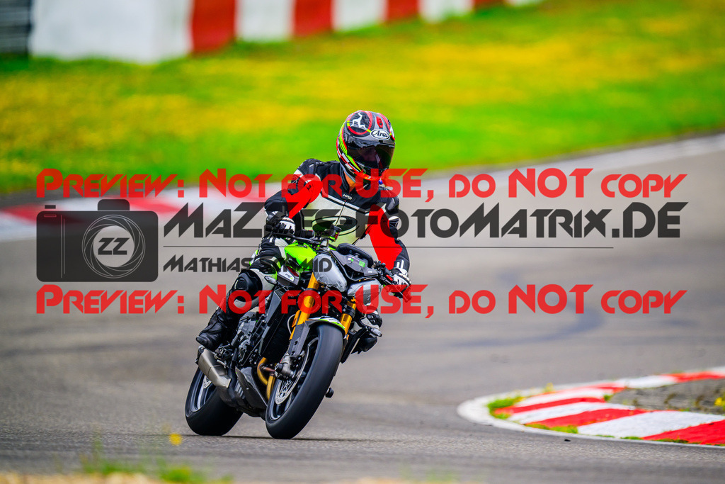 MaZZes_FotoMatrix_240804_6007705_1218 | Fotograf Mathias Schmid
Sportfotograf,
Eventfotograf,
Hochzeitsfotograf,
Portraitfotograf