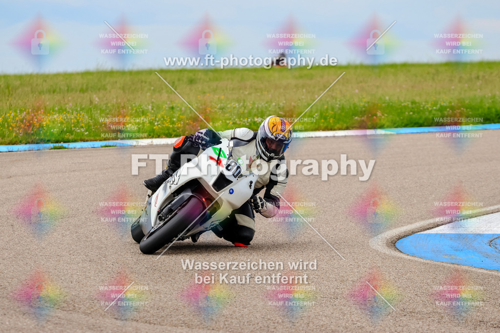 MotoTeam-2102 | Hier findet Ihr Bilder von Touristenfahrten auf der Nürburgring Nordschleife oder von anderen Veranstaltungen die ich besucht habe. Viel Spass beim Durch Schauen 