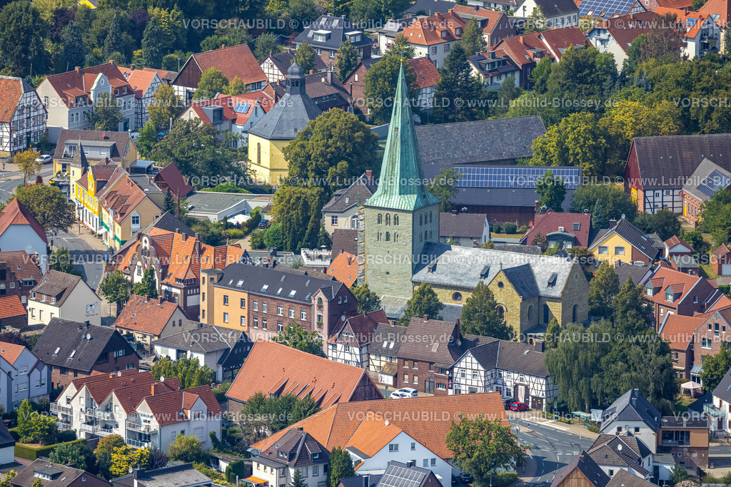 Hamm220809952Rhynern | Luftbild, Kath. Kirche St. Regina, Rhynern, Hamm, Ruhrgebiet, Nordrhein-Westfalen, Deutschland