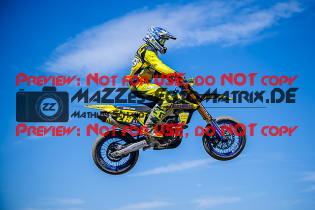 MaZZes_FotoMatrix_220903_1726 | S2