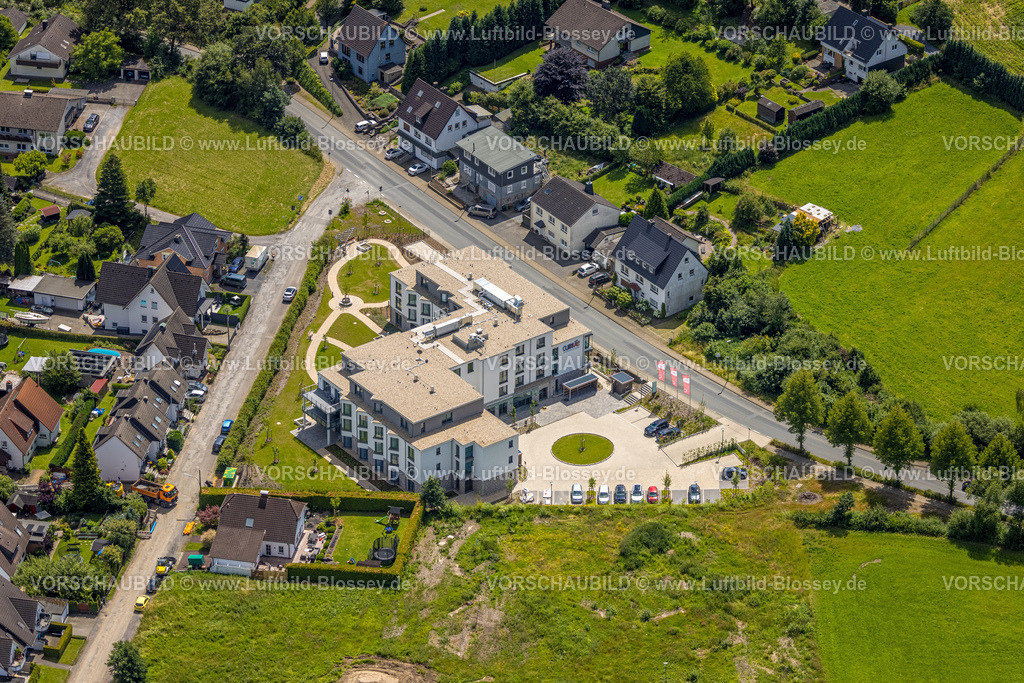 Sundern240708906 | Luftbild, Neubau Curavie Seniorenresidenz Amecke, Amecke, Sundern, Sauerland, Nordrhein-Westfalen, Deutschland