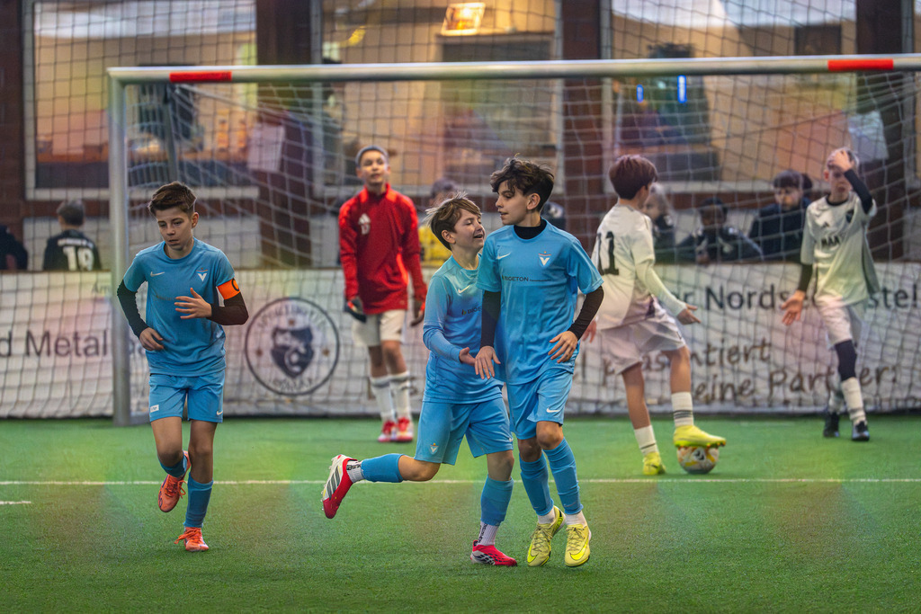 blr.pics-418 | Professionelle Fußball- und Sportfotografie. Spielbilder online ansehen und kaufen – Einzelbilder oder komplette Galerien in hoher Qualität. - Realisiert mit Pictrs.com
