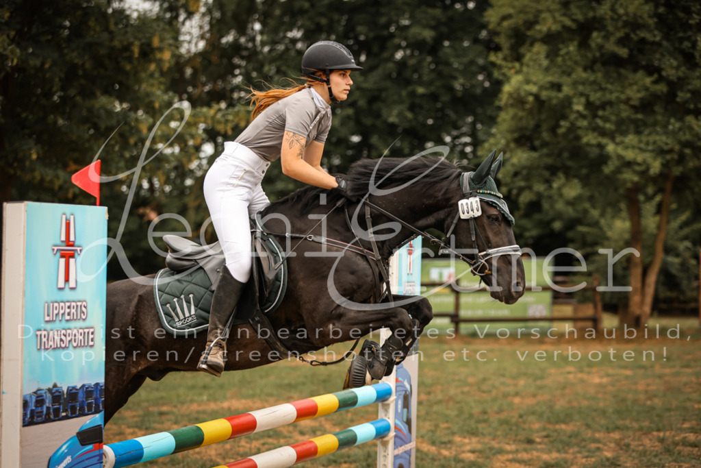 17.SaStA00183 | Leoni Ertmer Photography - Realisiert mit Pictrs.com