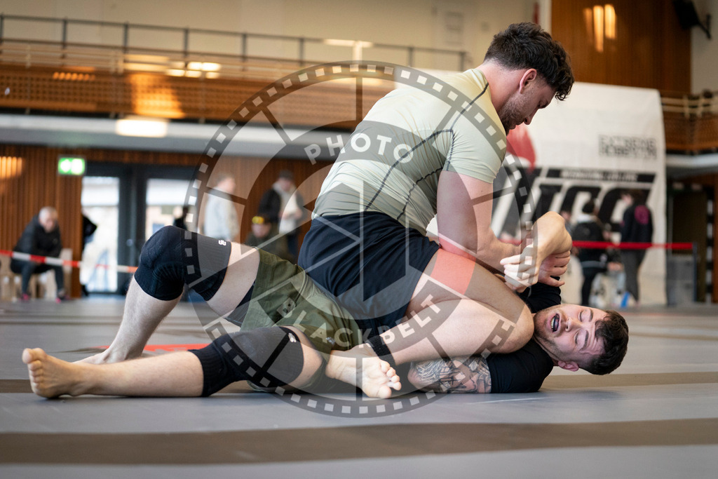 20240309PBB7632 | Fighters compete during the International Luta Livre (ILLCS) Spring Championship in Hannover, Germany, on March 9, 2024.