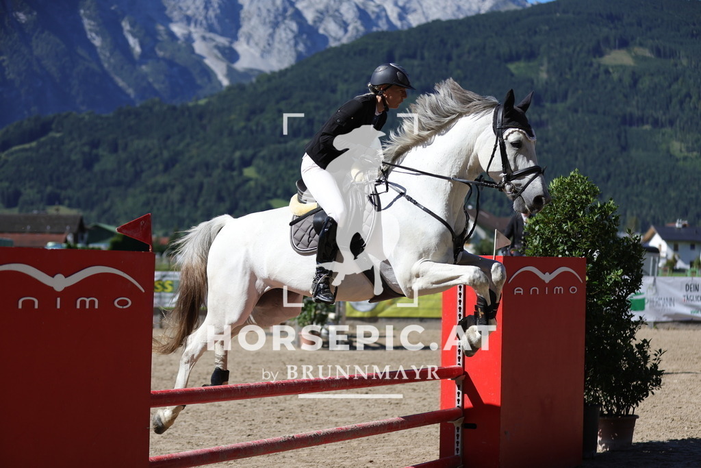 0P6A5279 | Willkommen bei Brunnmayr - Design & Fotografie – Ihrem Spezialisten für Reitturniere und Pferdeveranstaltungen in Oberösterreich, Salzburg und Bayern! Seit über 17 Jahren sind wir leidenschaftlich dabei.
