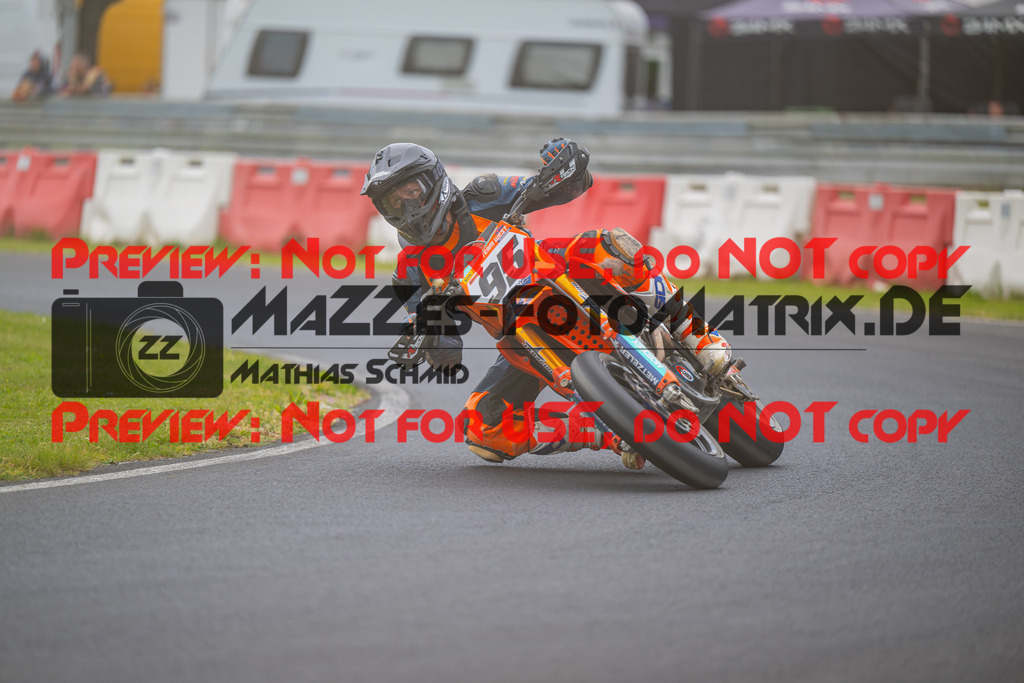 MaZZes-Fotomatrix-20260508-55823 | G4