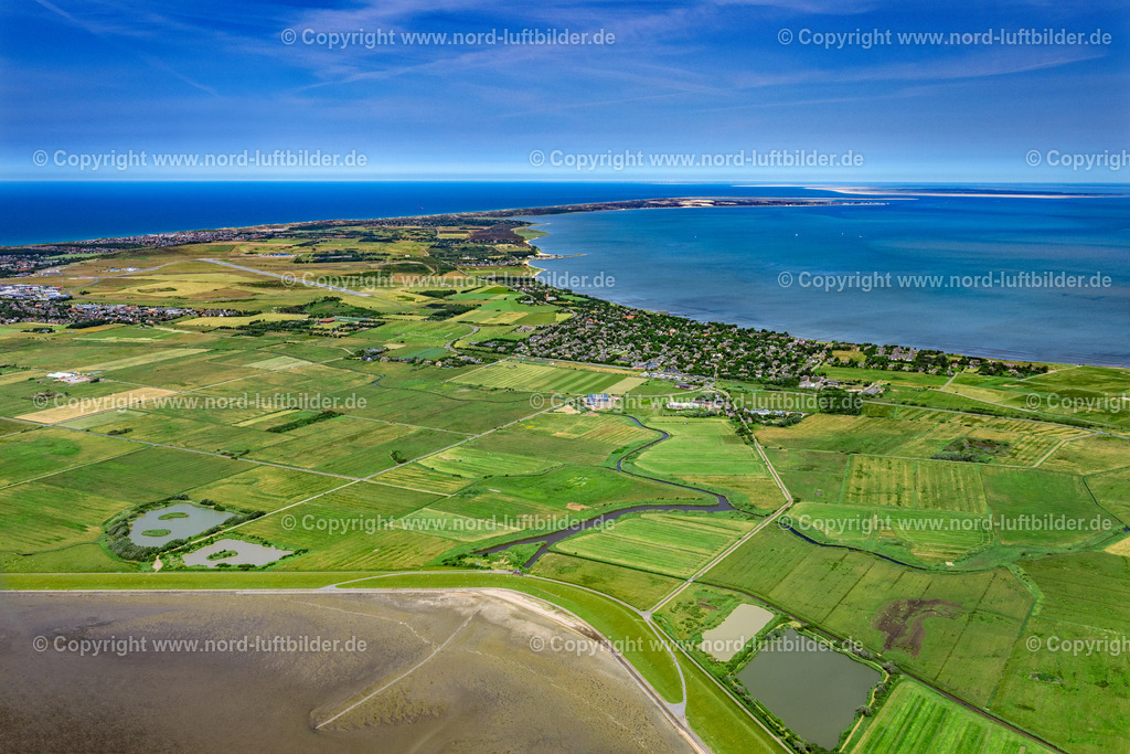 Sylt_Keitum_ELS_4319210625 | SYLT 13.08.2025 Ortsansicht an der Meeres-Küste in Keitum auf der Insel Sylt im Bundesland Schleswig-Holstein, Deutschland. // Townscape on the seacoast in Keitum at the island Sylt in the state Schleswig-Holstein, Germany. Foto: Martin Elsen