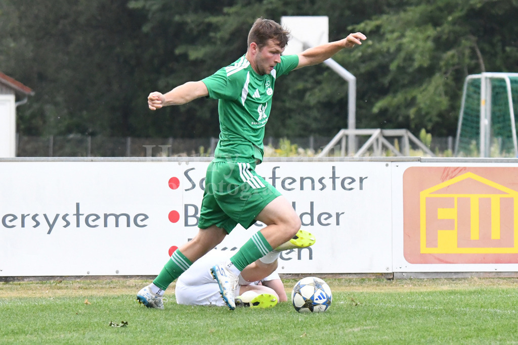 SpVgg Niederalteich : TSV Regen | Florian Nickl - Realisiert mit Pictrs.com