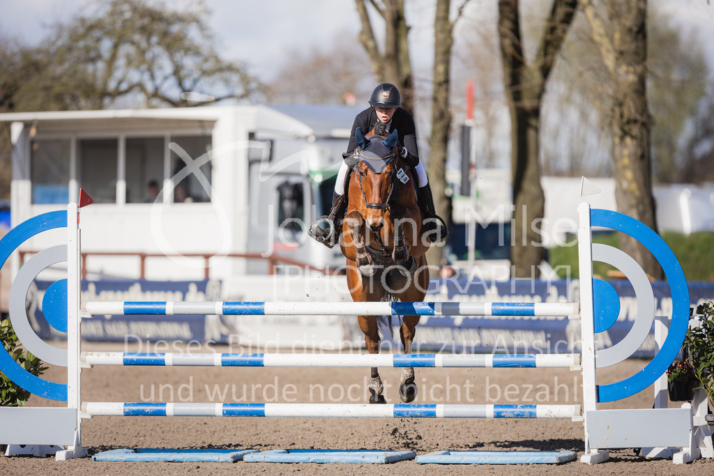 230411_Mühlen_04SprPf-L-449 | Deine schönsten Turniermomente als professionelle Fotos! Entdecke hochwertige Pferdesport-Fotografie im Online-Shop. Jetzt Fotos finden & bestellen!