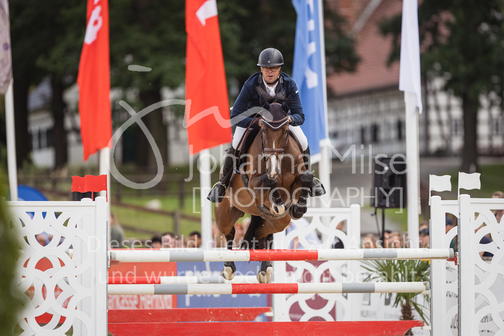 230729_BHO_S1-Spr-818 | Deine schönsten Turniermomente als professionelle Fotos! Entdecke hochwertige Pferdesport-Fotografie im Online-Shop. Jetzt Fotos finden & bestellen!