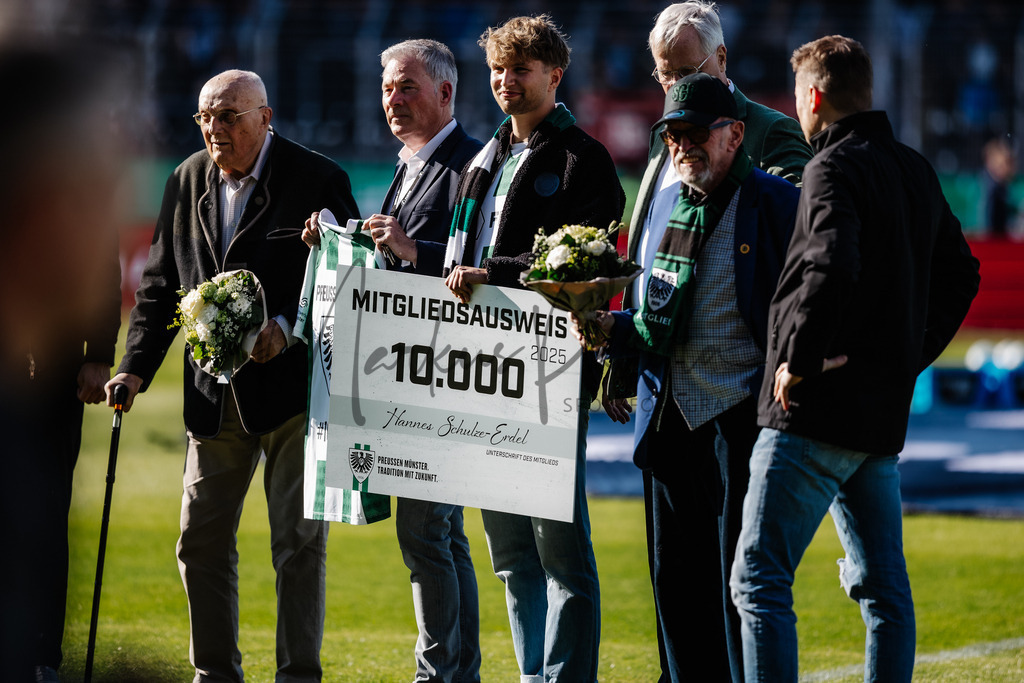 20250509-scp-bsc-0015 | Das ist die Fotodatenbank für authentische Sportfotografie aus Münster: Markus Paletta fotografiert Teams, Sportler:innen, Kinder, Events & Unternehmen. - Realisiert mit Pictrs.com