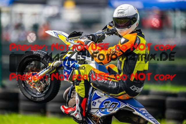 MaZZes_FotoMatrix_240621_6007705_1807 | ROT