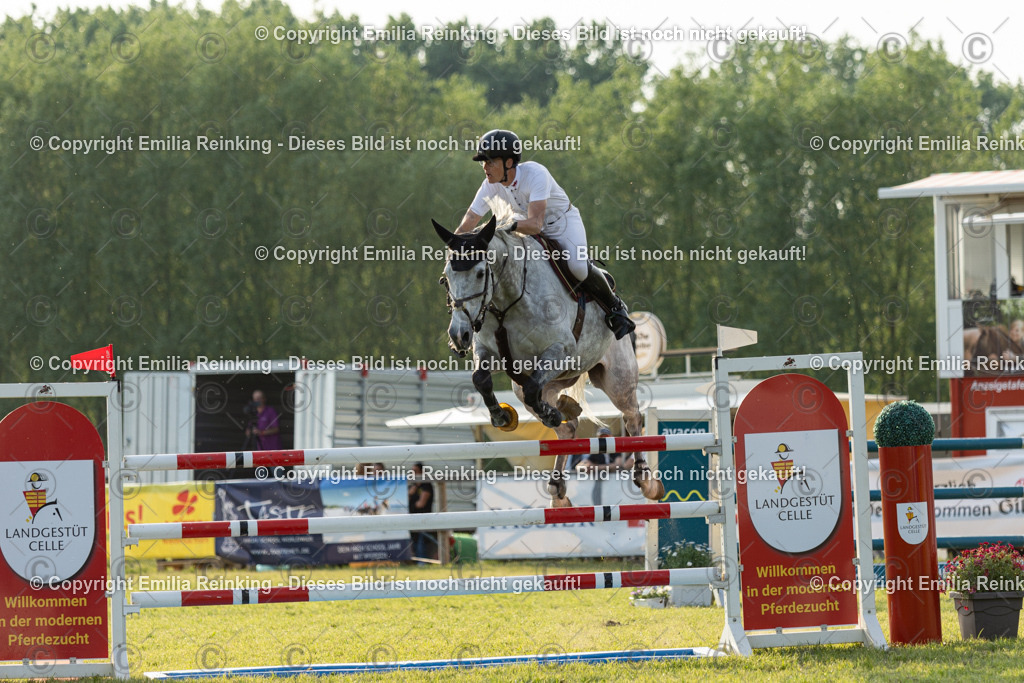 CL5A1259 | Emilia Reinking Fotografie - Realisiert mit Pictrs.com