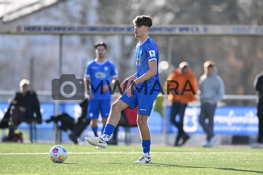 250305_EP__1097 | MWMARA - Realisiert mit Pictrs.com