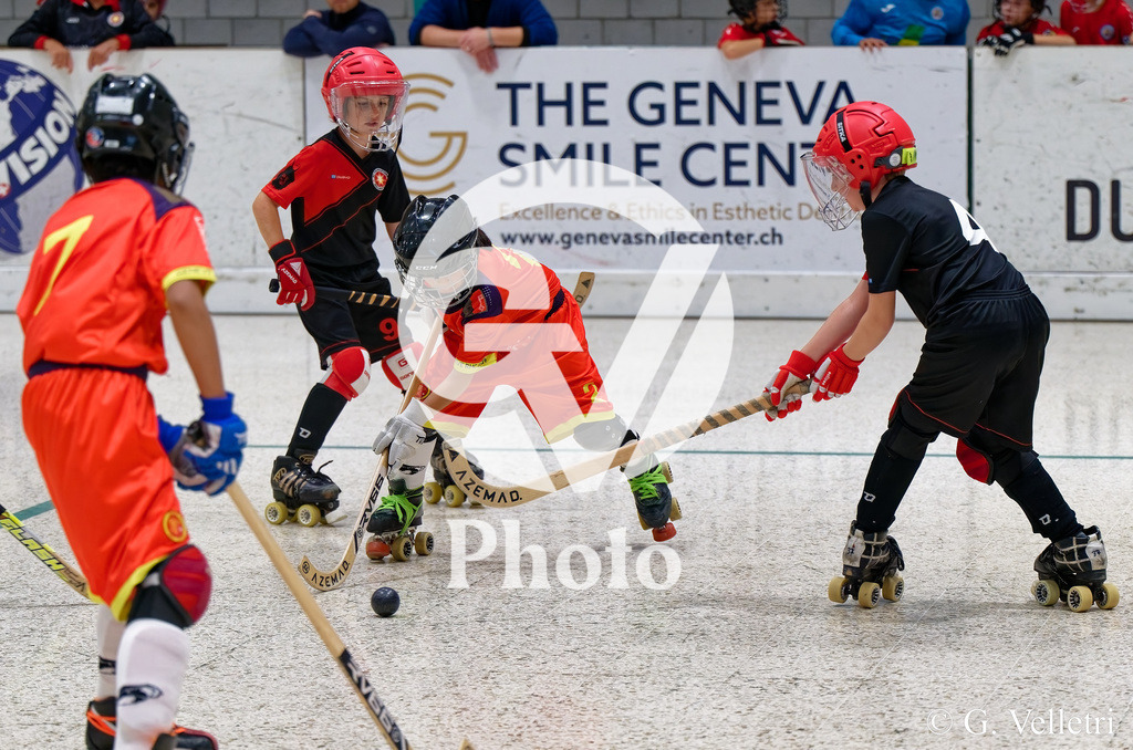 Super League  - Servette FC  v FC Zurich  | during the Super League  game between Servette FC  and FC Zurich  at Stade de Geneve  in Lancy , Switzerland 