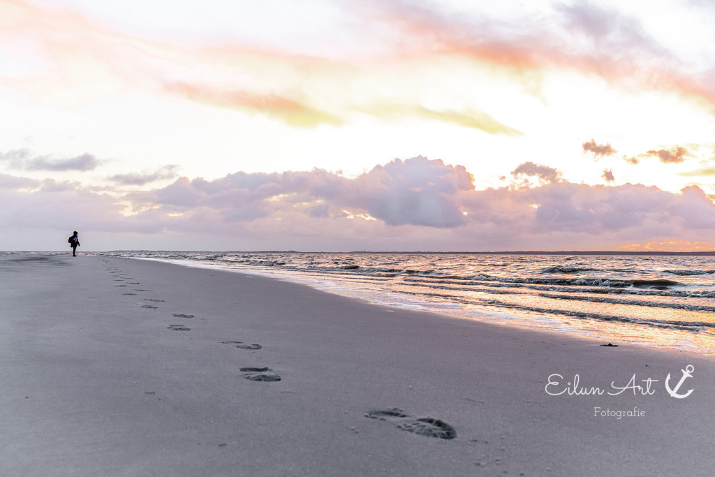 EAF_0896-2 | Eilun-Art-Fotografie Levke Martens, ihre Fotografin für Immobilien- und Landschaftsfotografie auf Föhr, Föhrer Motive als Poster, Leinwand, hinter Acrylglas oder stelle dir deinen eigenen Monatskalender zusammen, mit nur einem Klick