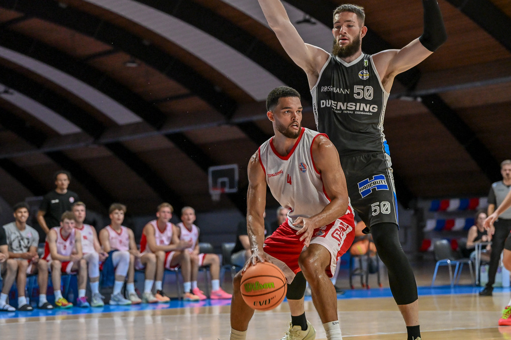 rsk_077 | Fotos von Basketballspielen aus dem Raum NRW fotografiert von Gero Mueller-Laschet und Daniel Schaefer - Realisiert mit Pictrs.com