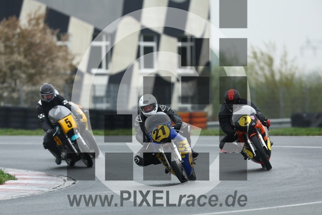 0002-20260419_04988 | Schöne Erinnerungen an spannende Momente - das festzuhalten ist unser Job. PIXELrace.de ist seit 2003 auf den Rennstrecken Europas unterwegs um die Action draußen beim Fahren und die wunderbare Stimmung imm Fahrerlager für euch einzufangen.
