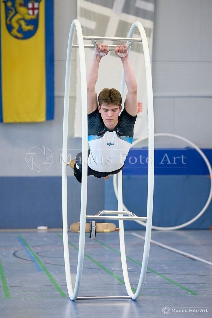 2024-06-20-2-B-DSC-00067 | Professionelle Sportfotografie in Hamburg, Schleswig-Holstein und Niedersachsen – spezialisiert auf Rhönrad, Geräteturnen, Leistungsturnen und rhythmische Sportgymnastik. Bundesweite Begleitung von Rhönrad-Events. Jetzt Sport-Fotos - Realisiert mit Pictrs.com