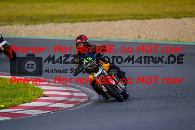 MaZZes_FotoMatrix_240724_6007705_2-138 | GRUEN