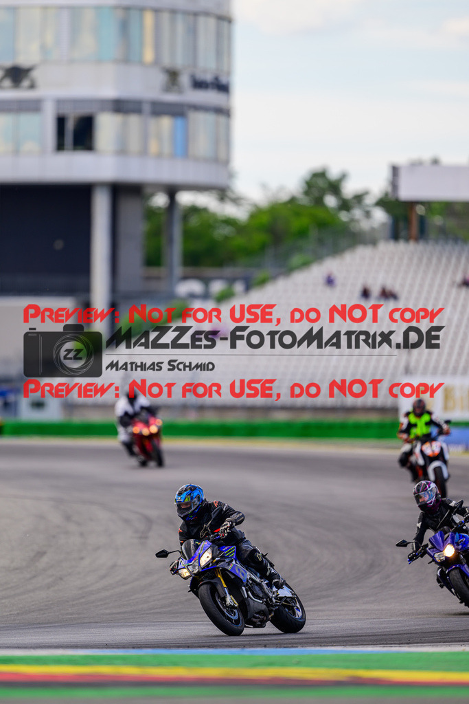 MaZZes_FotoMatrix_240615_6007705_5189 | INST